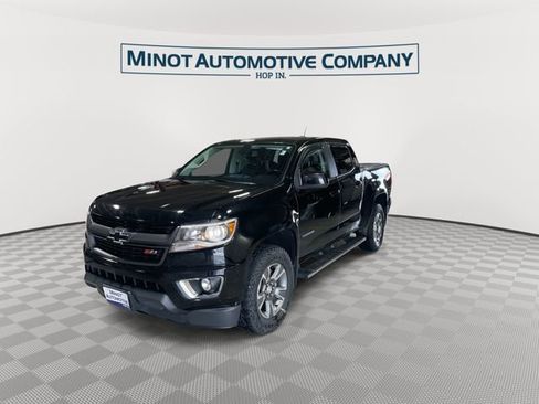 Used 2020 Chevrolet Colorado Z71 w/ LPO, Premium Interior Package AWD/4WD image 4