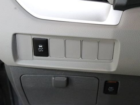 Used 2020 Toyota Sienna LE FWD image 16