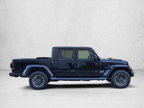 Used 2020 Jeep Gladiator Overland AWD/4WD image 4