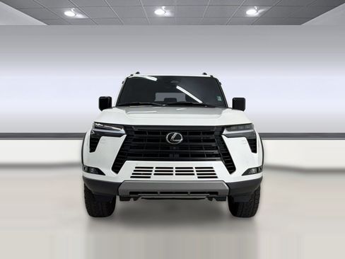 Certified 2025 Lexus GX 550 AWD/4WD image 6