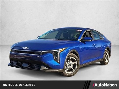 Used 2025 Kia K4 FWD image 1