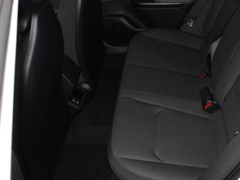 New 2025 Kia K4 LXS image 15