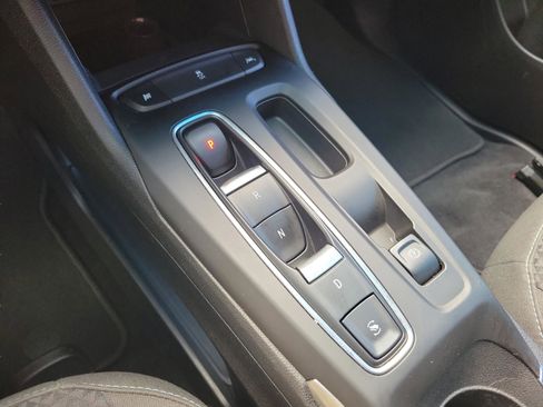 Used 2023 Chevrolet Bolt LT image 27