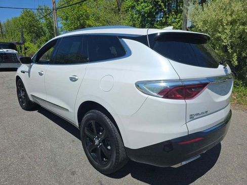 Used 2024 Buick Enclave Essence w/ Experience Buick Package AWD/4WD image 4