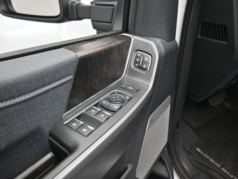 New 2026 Ford F250 Lariat w/ Black Appearance Package image 10