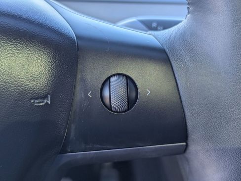 Used 2024 Tesla Model Y Long Range image 21