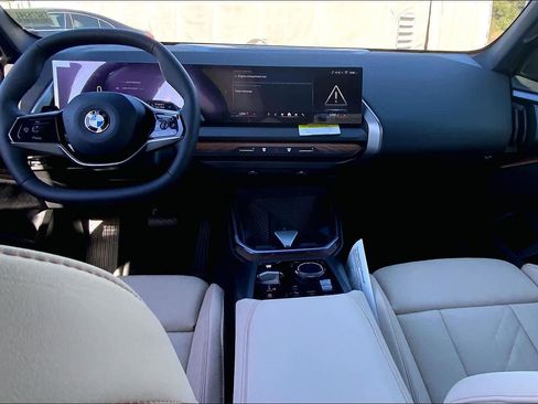 Used 2026 BMW X3 xDrive30 image 5