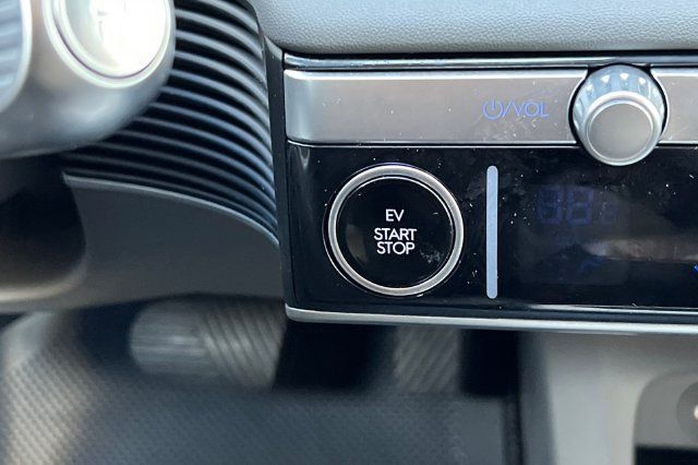 Certified 2024 Hyundai Ioniq 5 SEL RWD image 28