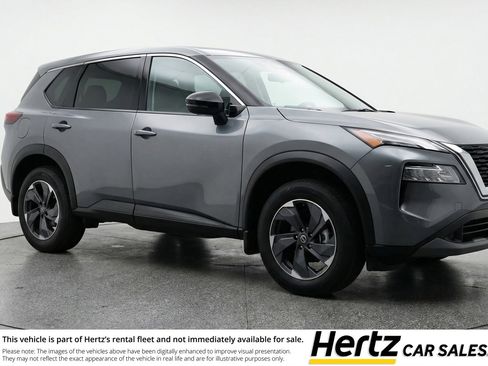 Used 2025 Nissan Rogue SV AWD/4WD image 1