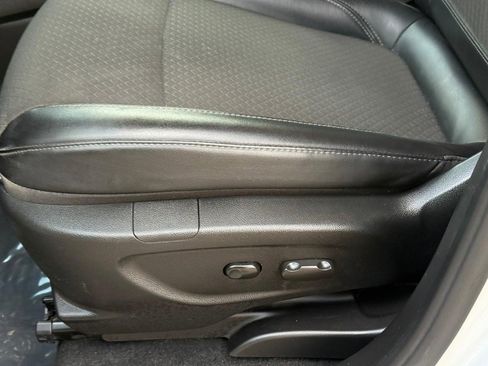 Used 2019 Buick Encore Preferred image 22