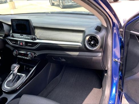 Used 2019 Kia Forte S FWD image 17