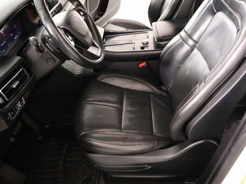 Used 2022 Lincoln Aviator Reserve w/ Equipment Group 201A image 11