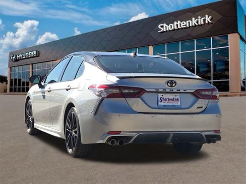 Used 2023 Toyota Camry XSE image 8