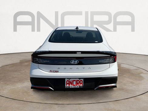 Used 2025 Hyundai Sonata SE FWD image 11