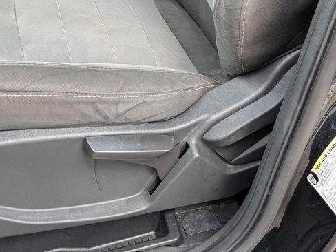 Used 2017 Ford Escape S image 10