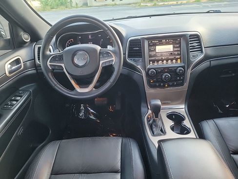 Used 2016 Jeep Grand Cherokee Limited image 17