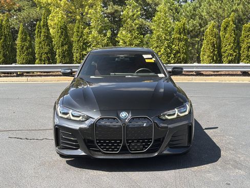 Used 2023 BMW i4 eDrive40 w/ M Sport Package RWD image 9