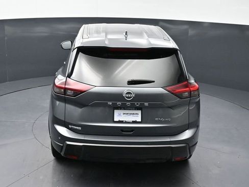 Used 2024 Nissan Rogue SV image 30