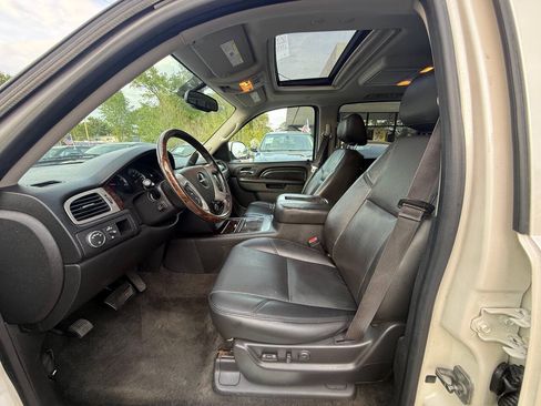 Used 2013 GMC Yukon XL Denali AWD/4WD image 10