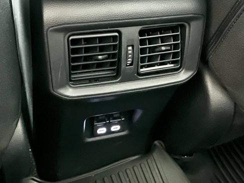 Used 2023 Toyota RAV4 XLE AWD/4WD image 36