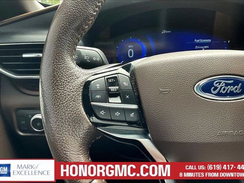 Used 2022 Ford Explorer King Ranch w/ Class IV Trailer Tow Package AWD/4WD image 11