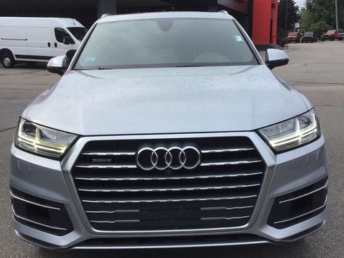 Used 2017 Audi Q7 3.0T Premium Plus w/ Premium Plus Package AWD/4WD image 2