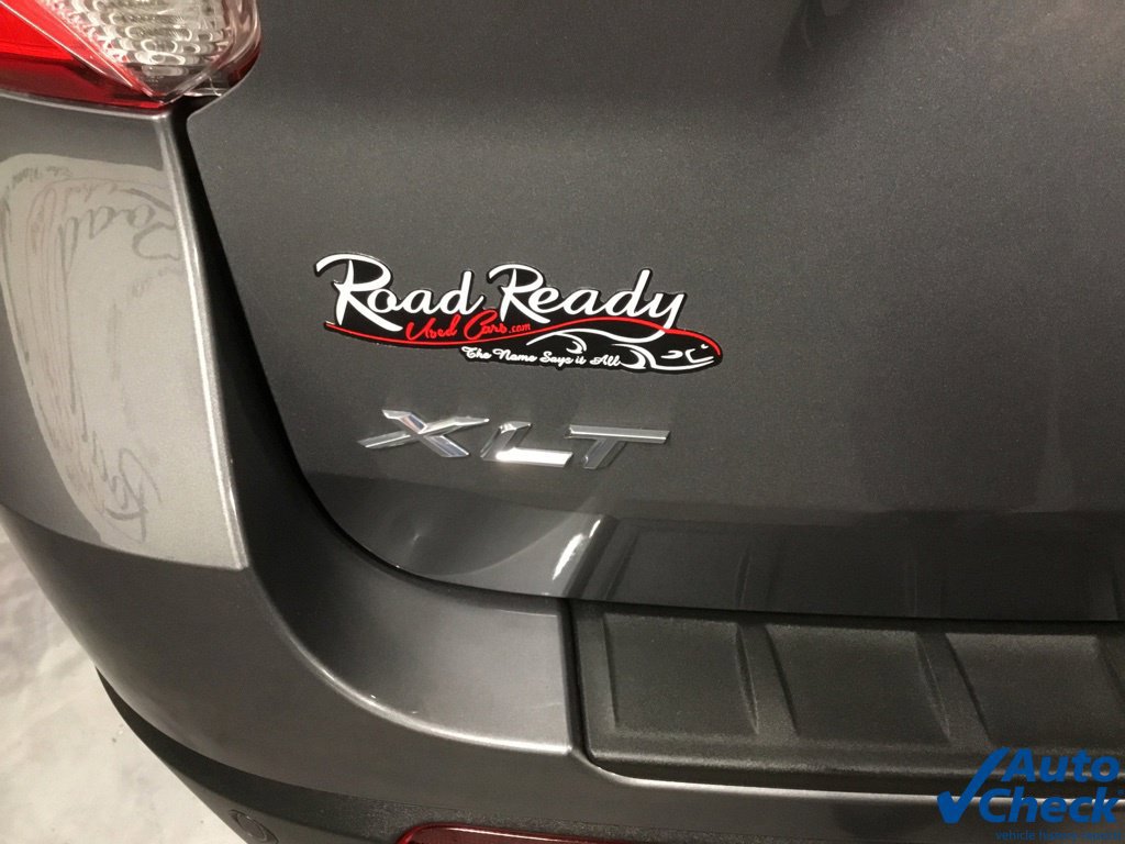 Used 2022 Ford Explorer XLT w/ Equipment Group 202A AWD/4WD image 15