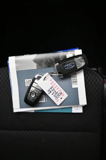 Used 2023 Ford Escape ST-Line w/ Tech Pack #1 AWD/4WD image 11