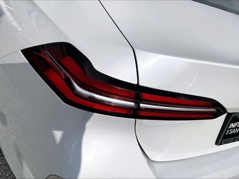 Used 2025 BMW 530i w/ Premium Package RWD image 41