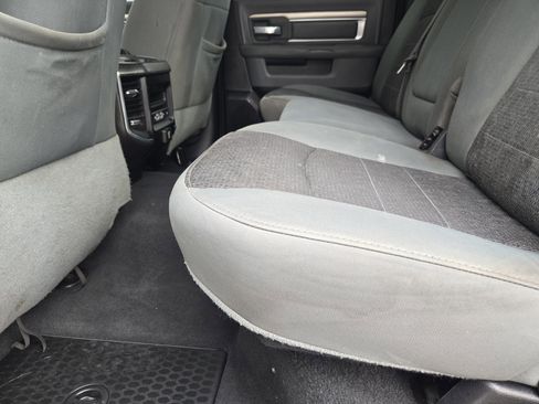 Used 2024 RAM 2500 Laramie w/ Night Edition image 33