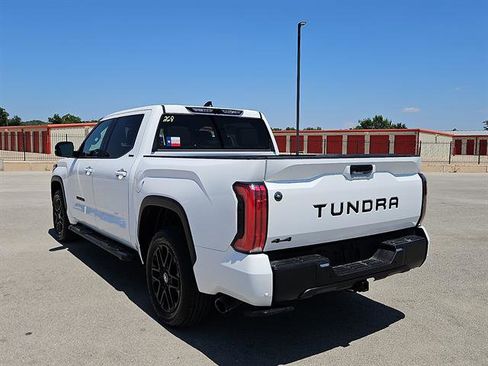 Used 2026 Toyota Tundra Limited AWD/4WD image 3