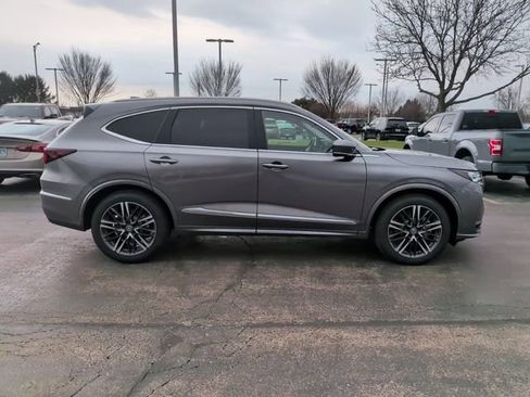 New 2026 Acura MDX w/ Advance Package image 3