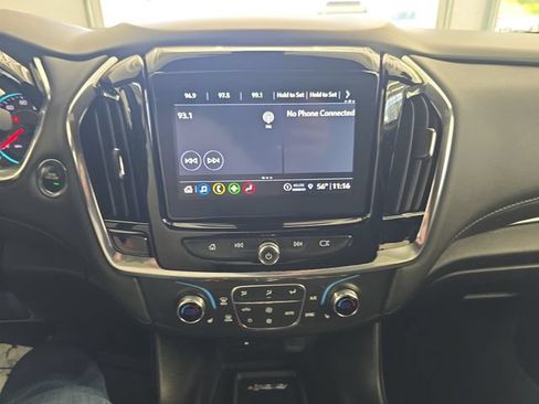 Used 2023 Chevrolet Traverse LT AWD/4WD image 15