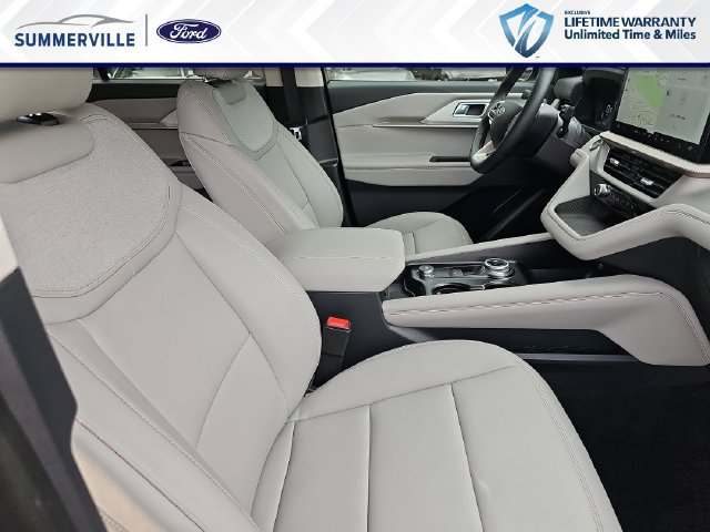 New 2026 Ford Explorer Active w/ Active Comfort Package RWD image 12