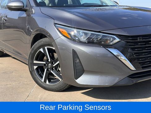 Used 2025 Nissan Sentra SV image 2