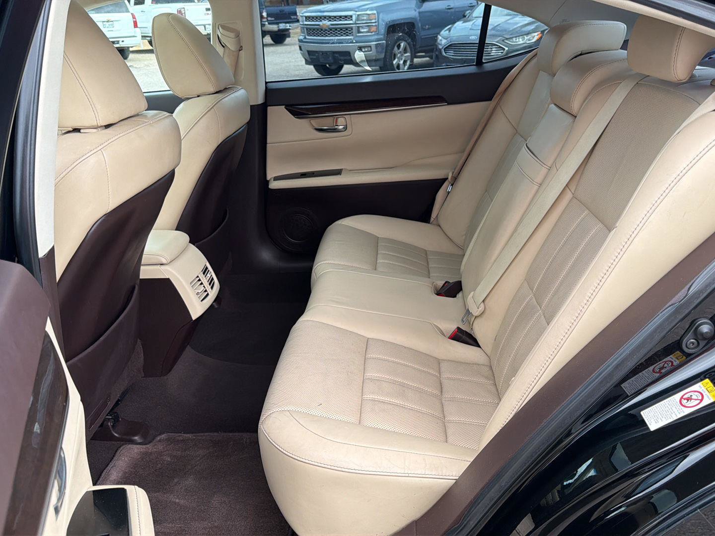 Used 2016 Lexus ES 350 w/ Luxury Package w/Wood Trim FWD image 14