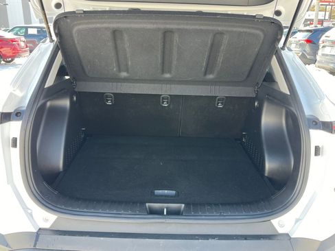 Used 2025 Hyundai Kona SEL image 30