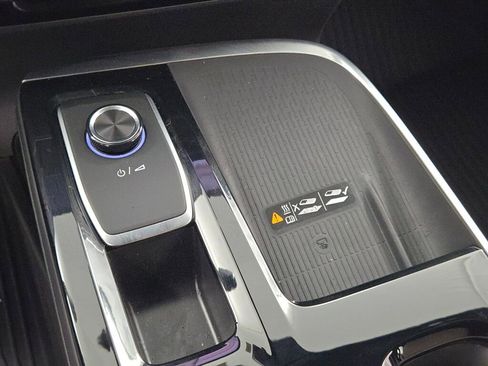 New 2026 Buick Enclave Preferred w/ LPO, Floor Liner Package FWD image 32