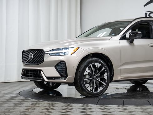 New 2026 Volvo XC60 B5 Plus w/ Climate Package image 25