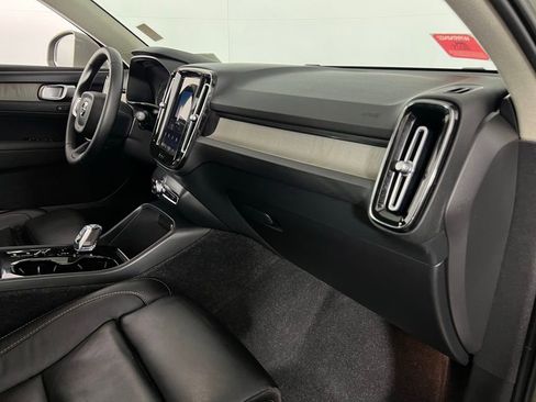 Used 2023 Volvo XC40 B5 Plus w/ Driver Assist Package image 33