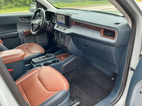 Used 2022 Ford Maverick Lariat w/ Lariat Luxury Package FWD image 21