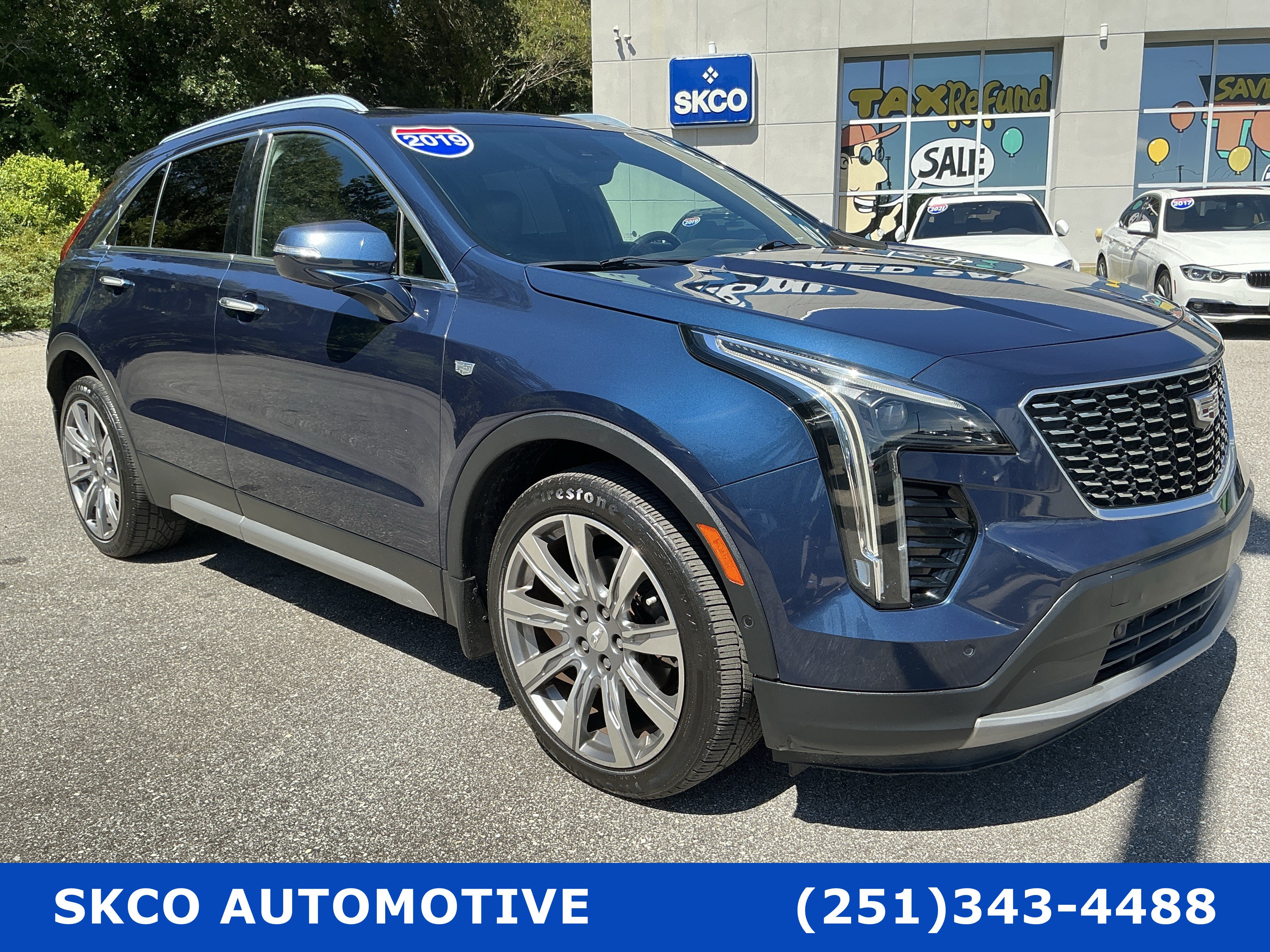 Used 2019 Cadillac XT4 Premium Luxury w/ Technology Package FWD image 7