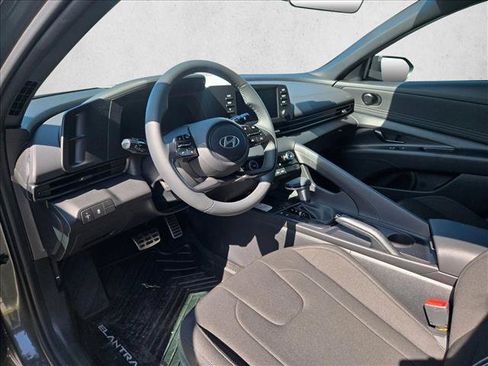 New 2026 Hyundai Elantra Sport FWD image 11