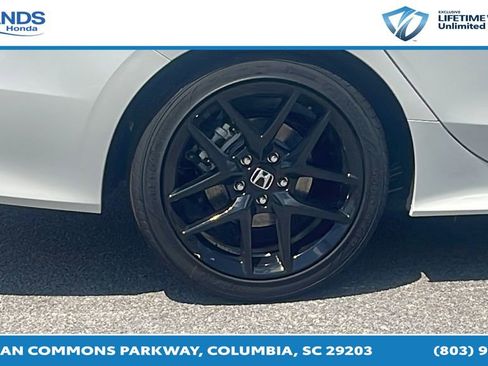 New 2025 Honda Civic Sport image 11