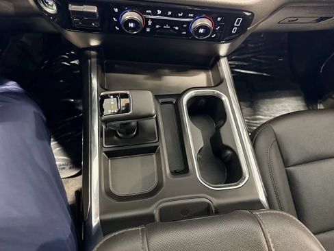 Used 2024 Chevrolet Silverado 1500 LTZ AWD/4WD image 42