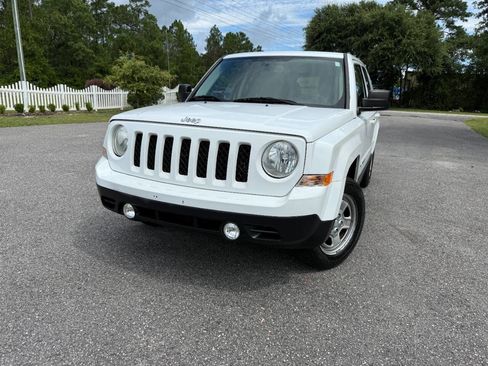 Used 2016 Jeep Patriot Sport w/ Power Value Group image 29
