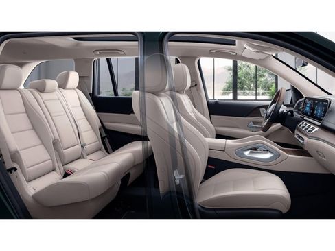 Used 2022 Mercedes-Benz GLS 450 4MATIC image 4