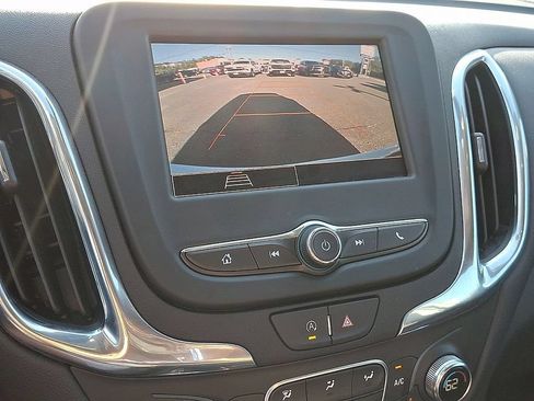 Used 2023 Chevrolet Equinox LT AWD/4WD image 22