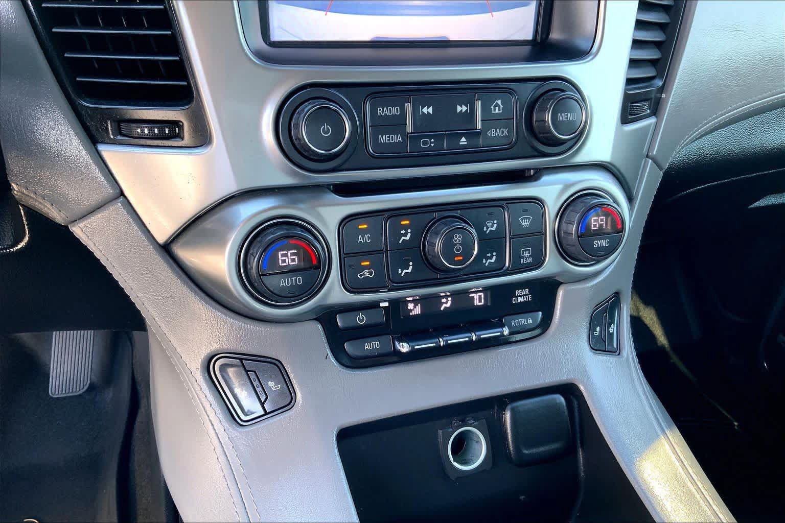 Used 2018 Chevrolet Tahoe LT RWD image 30