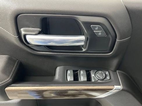 Used 2021 Chevrolet Silverado 1500 RST image 19